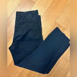 Barneys New York Men’s Gray Chino Pants. Size 30US